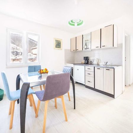 Apartmani Ada 1 Повля Екстериор снимка